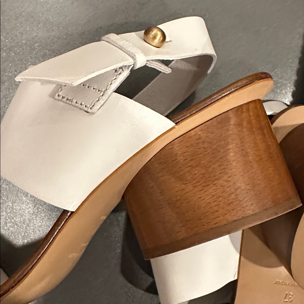 rag & bone White Sandals. - Picture 5 of 6